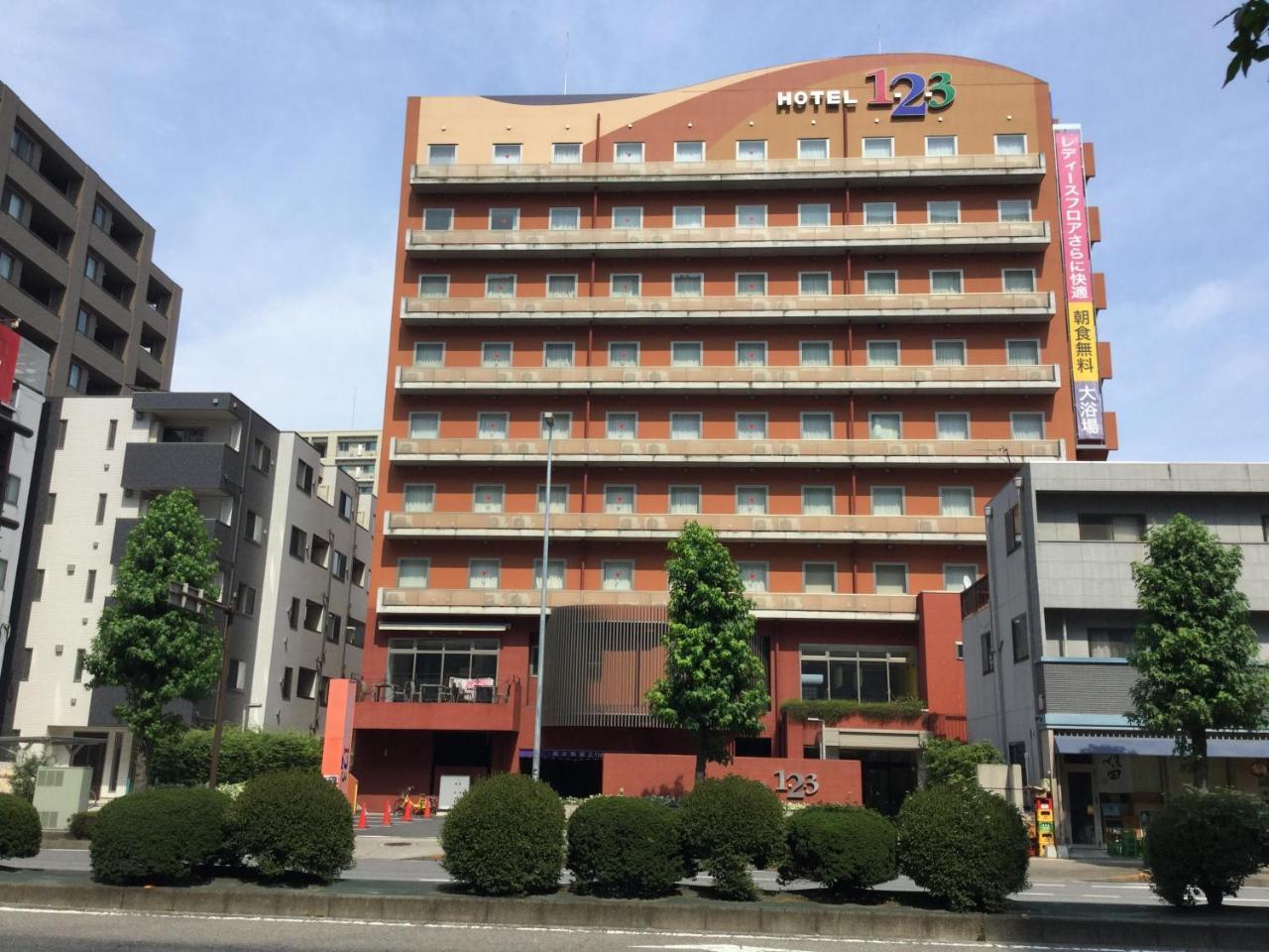 Hotel 1-2-3 Takasaki Exterior photo